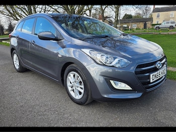 Used Hyundai i30 2015 for sale - 78098941: Photo