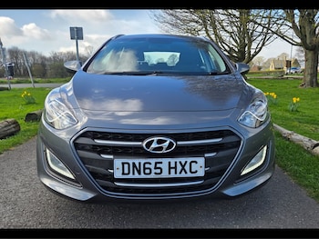 Used Hyundai i30 2015 for sale - 78098941: Photo