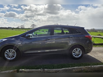 Used Hyundai i30 2015 for sale - 78239405: Photo