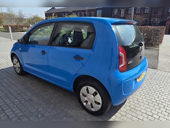 Used Volkswagen up! 2014 for sale - 78237708: Photo