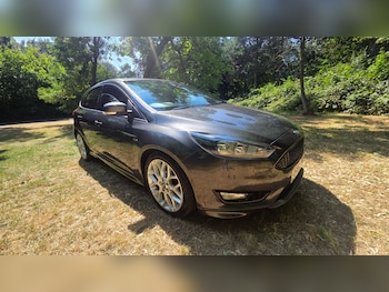 Used Ford Focus 2017 for sale - 79198756: Photo