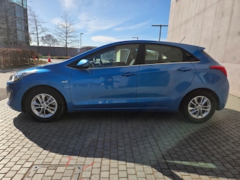 Used Hyundai i30 2015 for sale - 78098510: Photo
