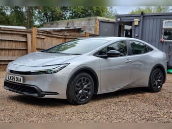 Used Toyota Prius 2025 for sale - 79755739: Photo