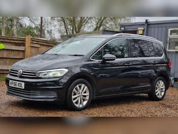 Used Volkswagen Touran 2017 for sale - 79699609: Photo