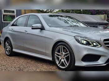 Used Mercedes-Benz E Class 2015 for sale - 79696620: Photo