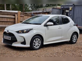 Used Toyota Yaris 2020 for sale - 79699612: Photo