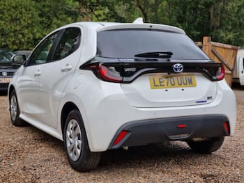 Used Toyota Yaris 2020 for sale - 79699612: Photo