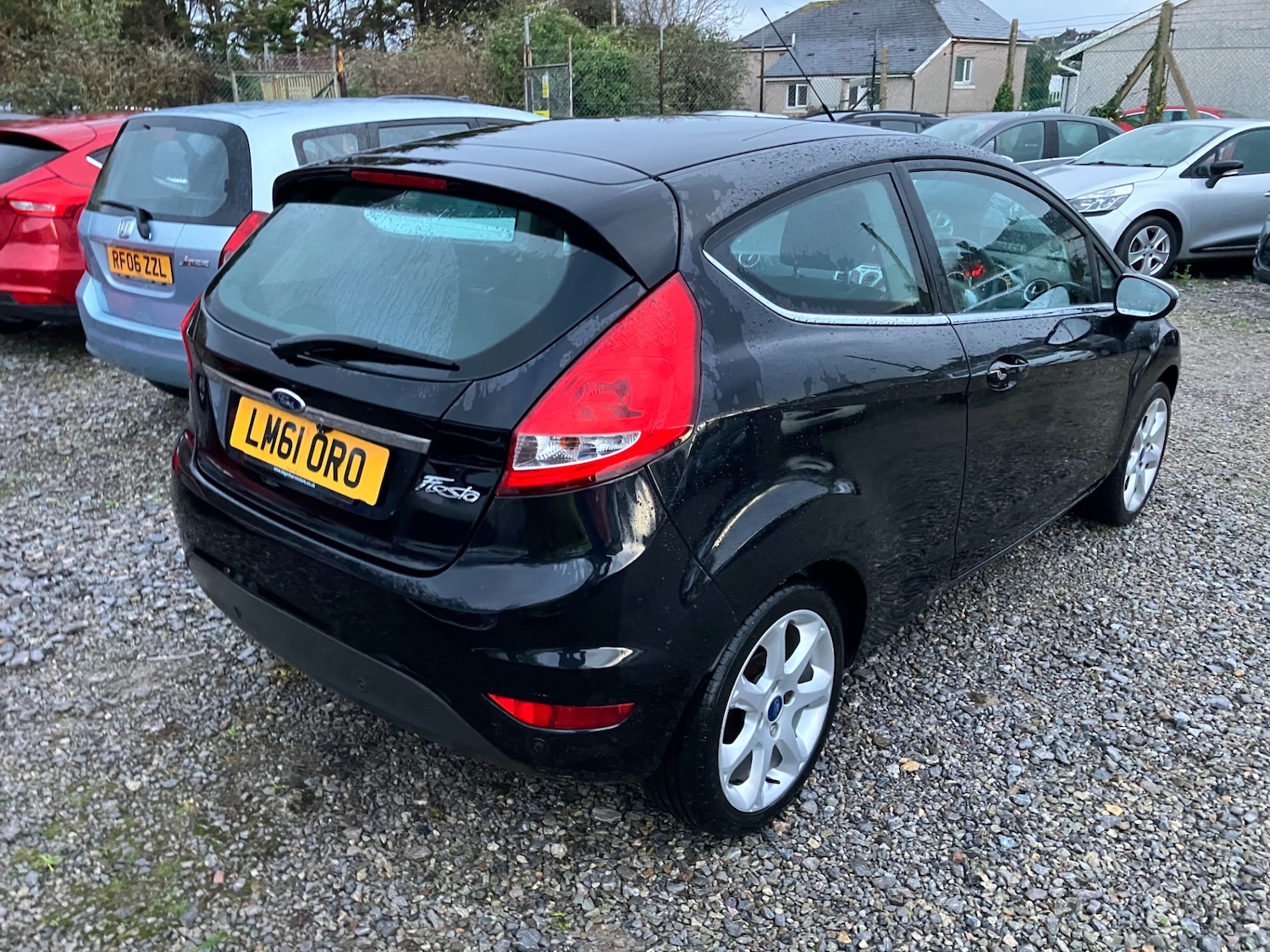 Used Ford Fiesta 2011 for sale - 76624997: Photo 3