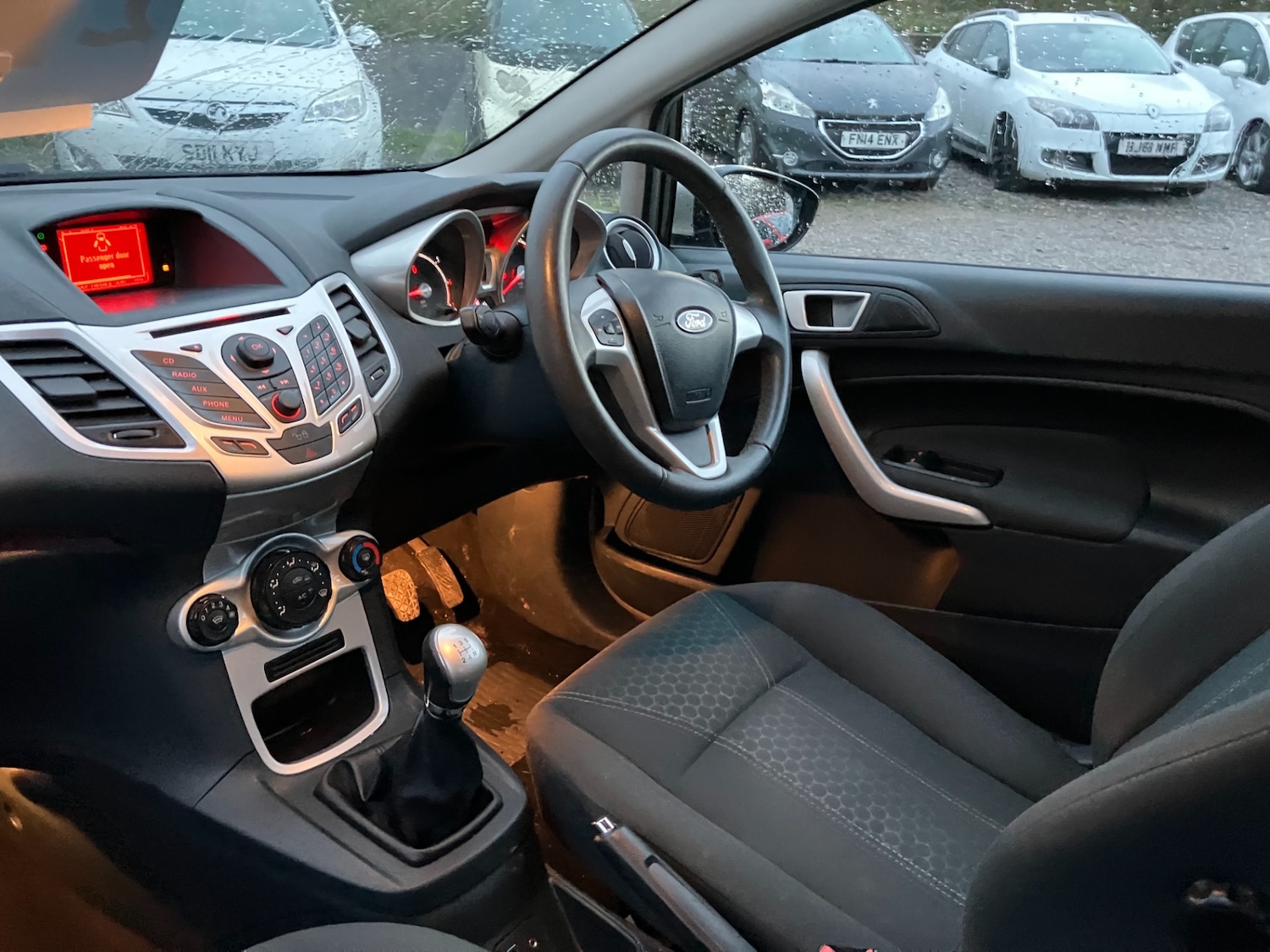 Used Ford Fiesta 2011 for sale - 76624997: Photo 5