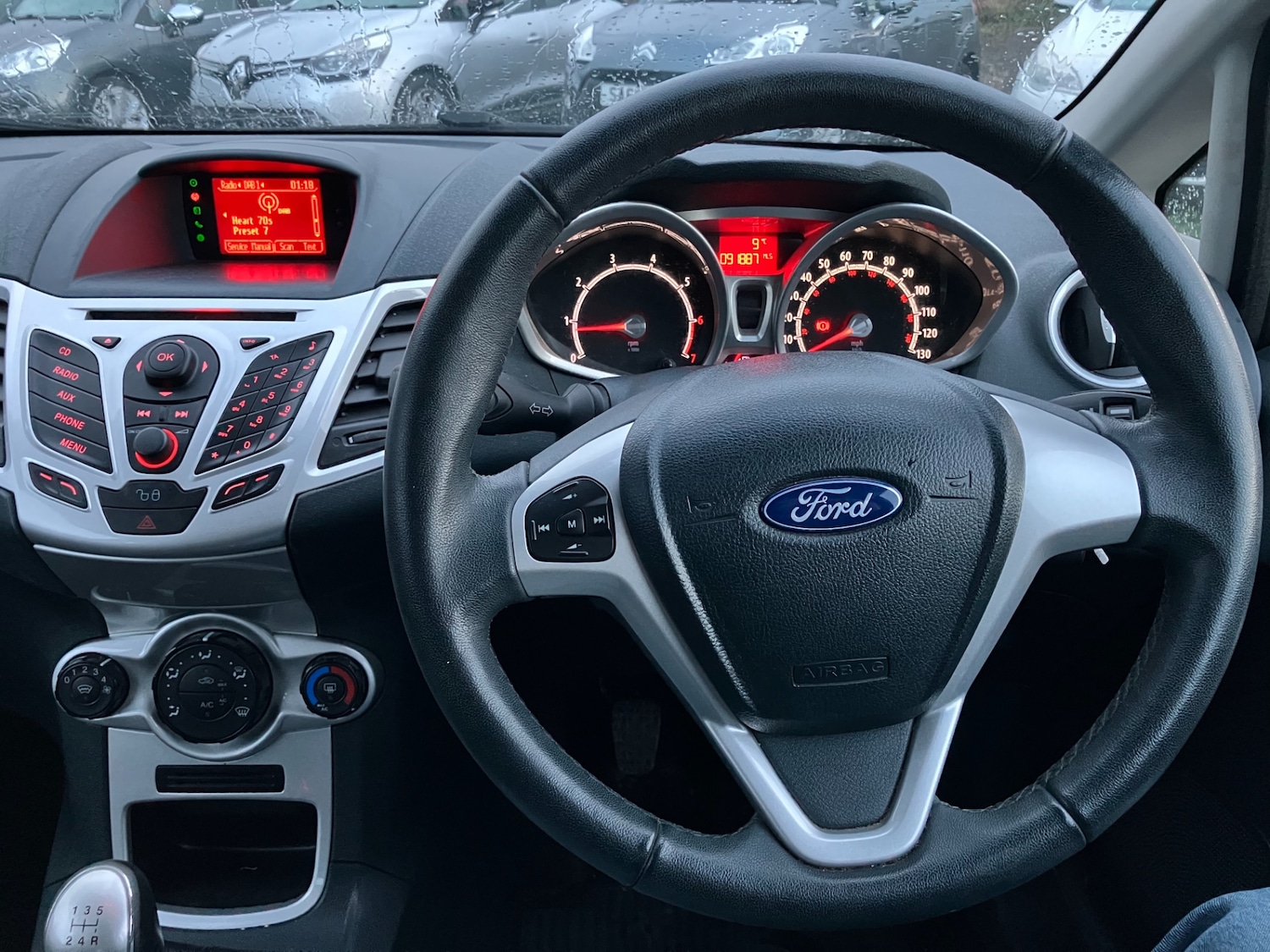 Used Ford Fiesta 2011 for sale - 76624997: Photo 6