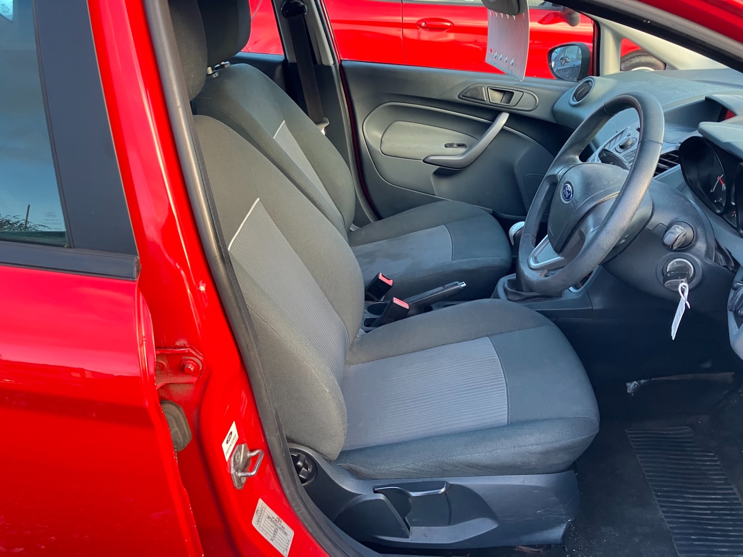 Used Ford Fiesta 2011 for sale - 76799671: Photo 6