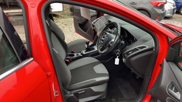 Used Ford Focus 2013 for sale - 76254817: Photo 5