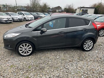 Used Ford Fiesta 2015 for sale - 78219637: Photo