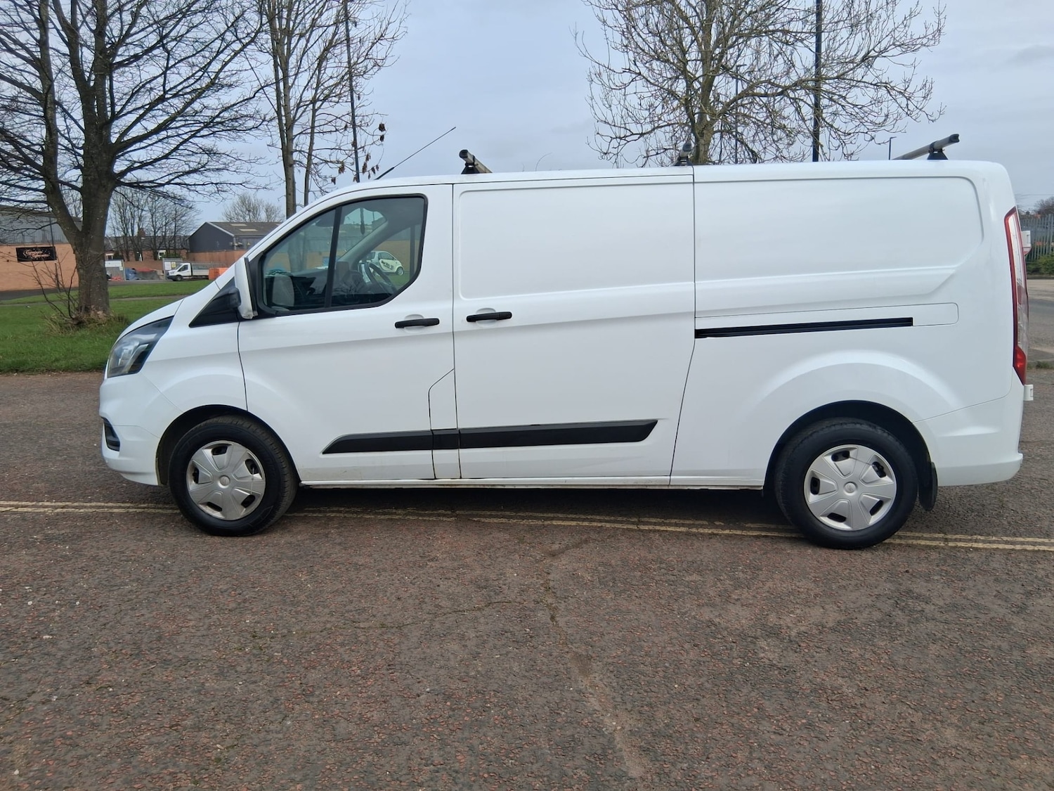 Used Ford Transit Custom 2020 for sale - 77616437: Photo 2