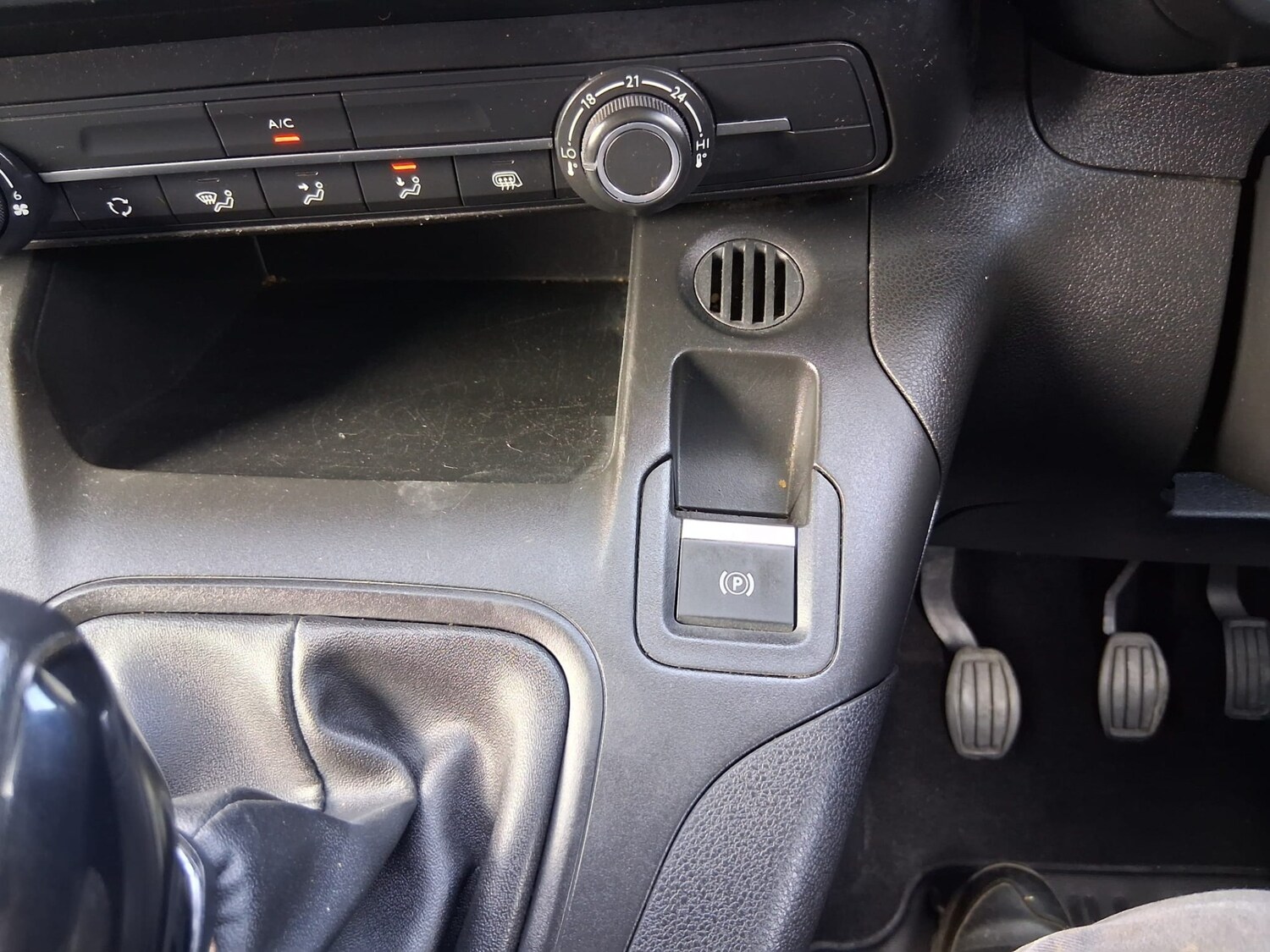 Vehicle 22
