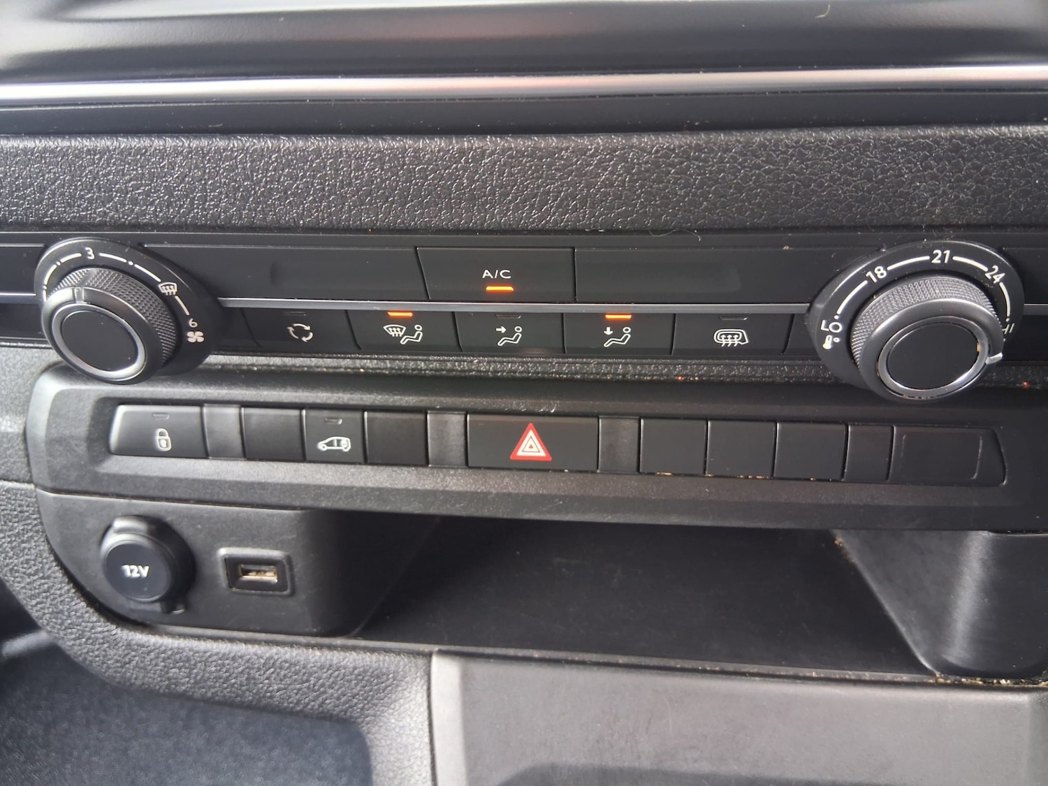 Used Vauxhall Vivaro 2023 for sale - 78178296: Photo 15