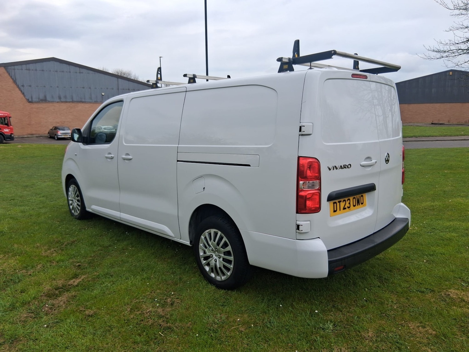 Used Vauxhall Vivaro 2023 for sale - 78178296: Photo 3