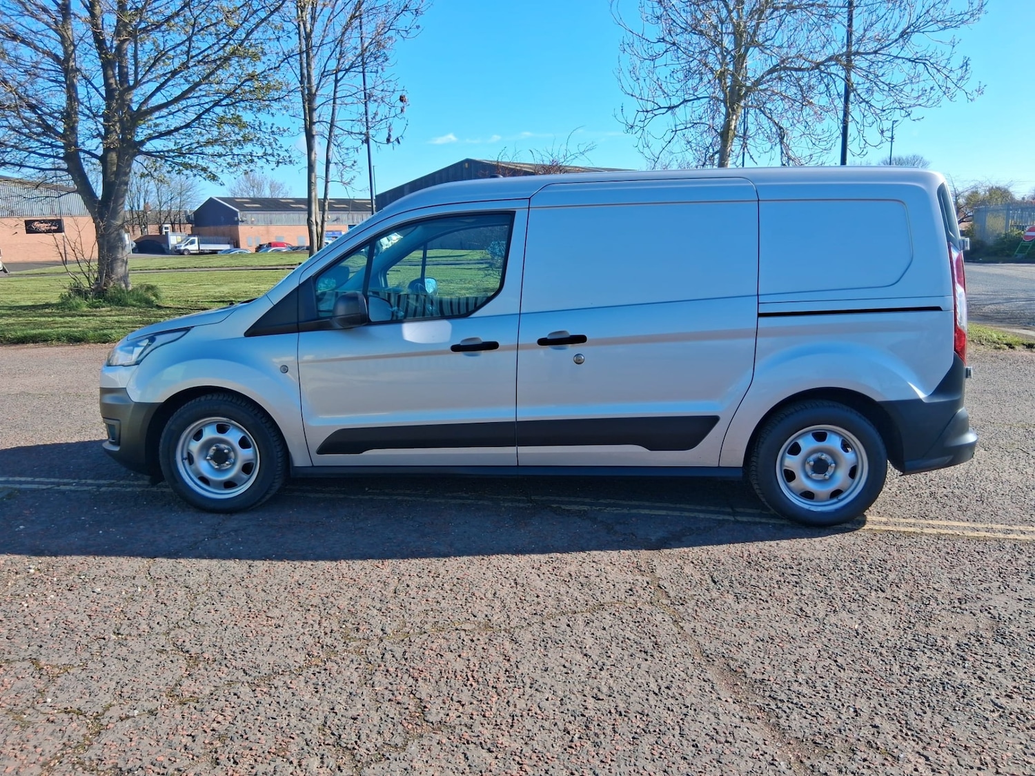 Used Ford Transit Connect 2020 for sale - 78108013: Photo 2