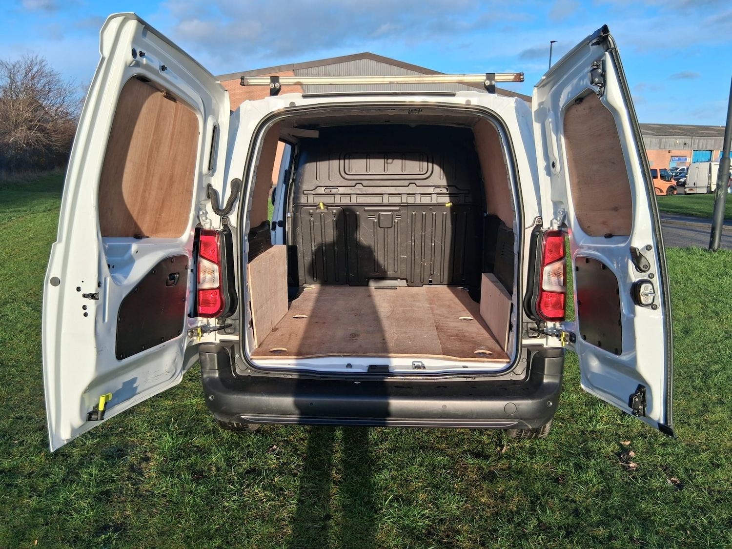 Used Peugeot Partner 2022 for sale - 76894593: Photo 9