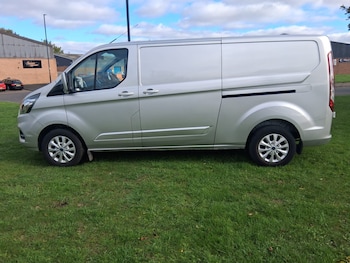 Used Ford Transit Custom 2023 for sale - 76249920: Photo 2