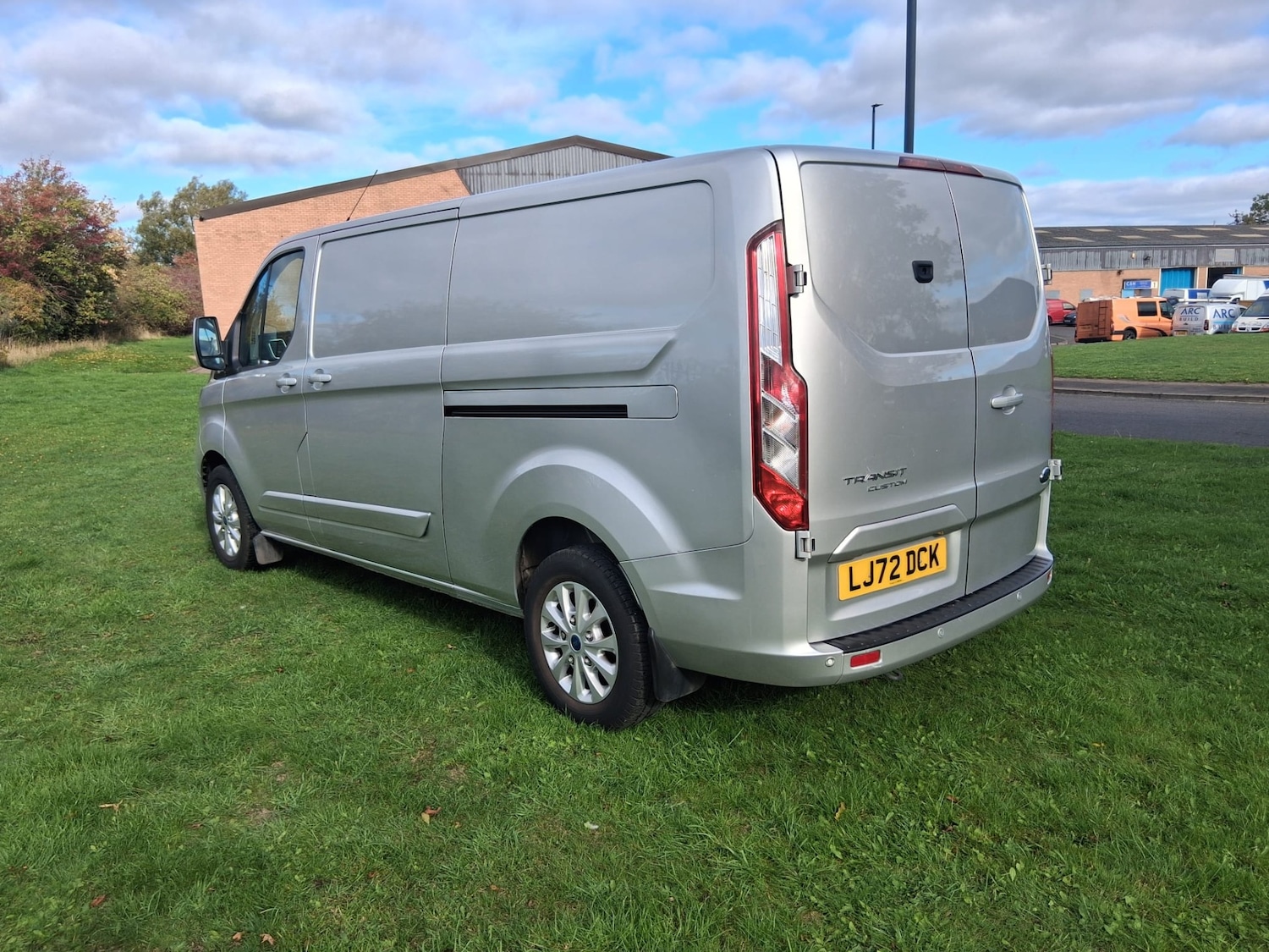 Used Ford Transit Custom 2023 for sale - 76249920: Photo 3