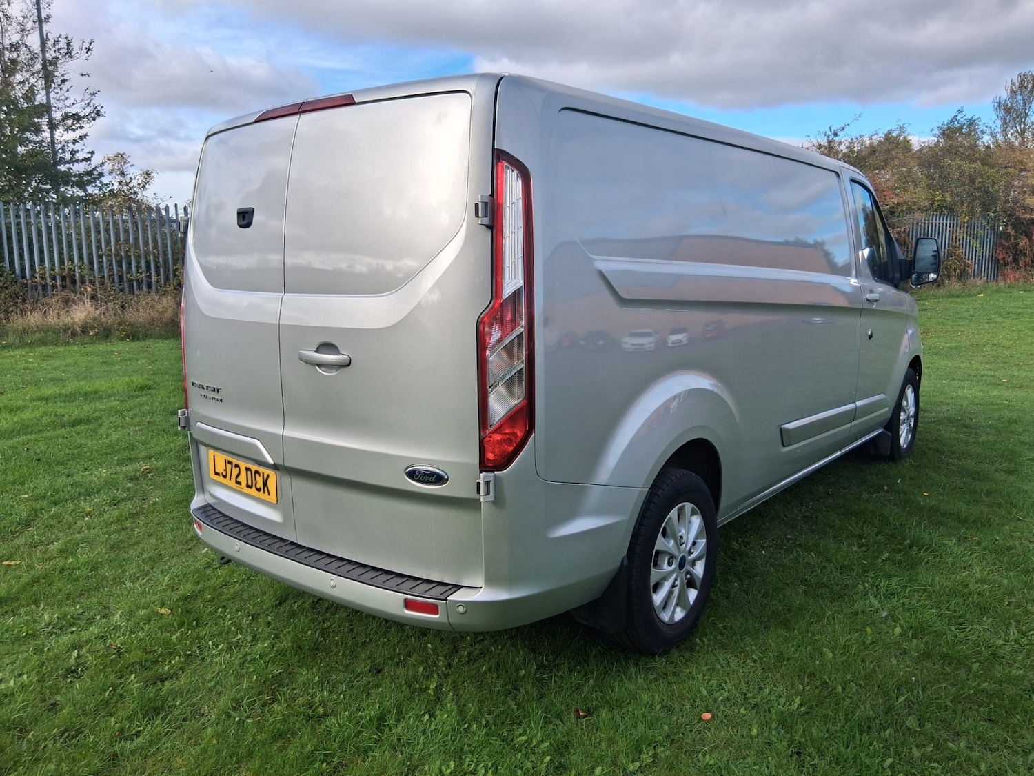 Used Ford Transit Custom 2023 for sale - 76249920: Photo 4