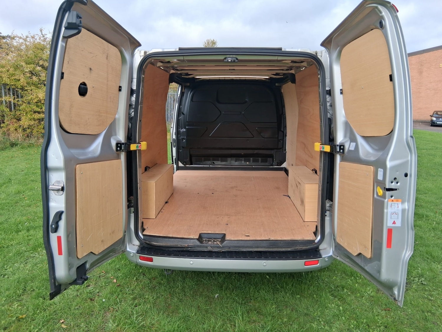 Used Ford Transit Custom 2023 for sale - 76249920: Photo 9