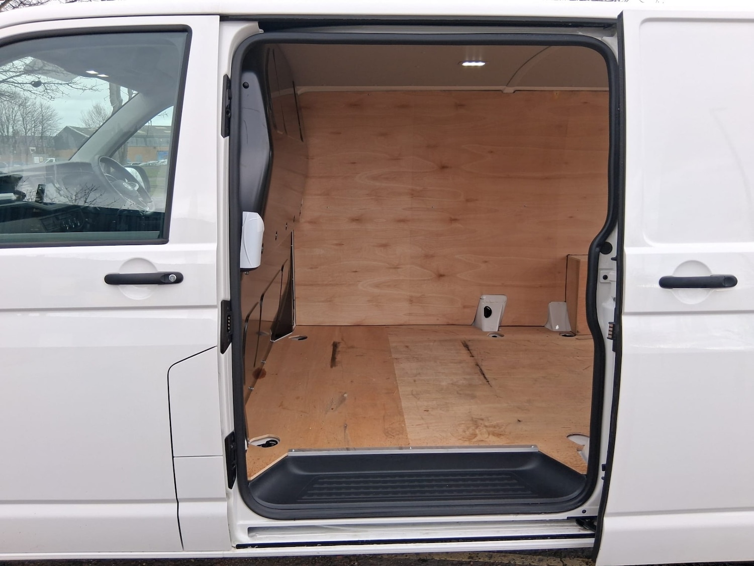 Used Volkswagen Transporter 2024 for sale - 77934482: Photo 10