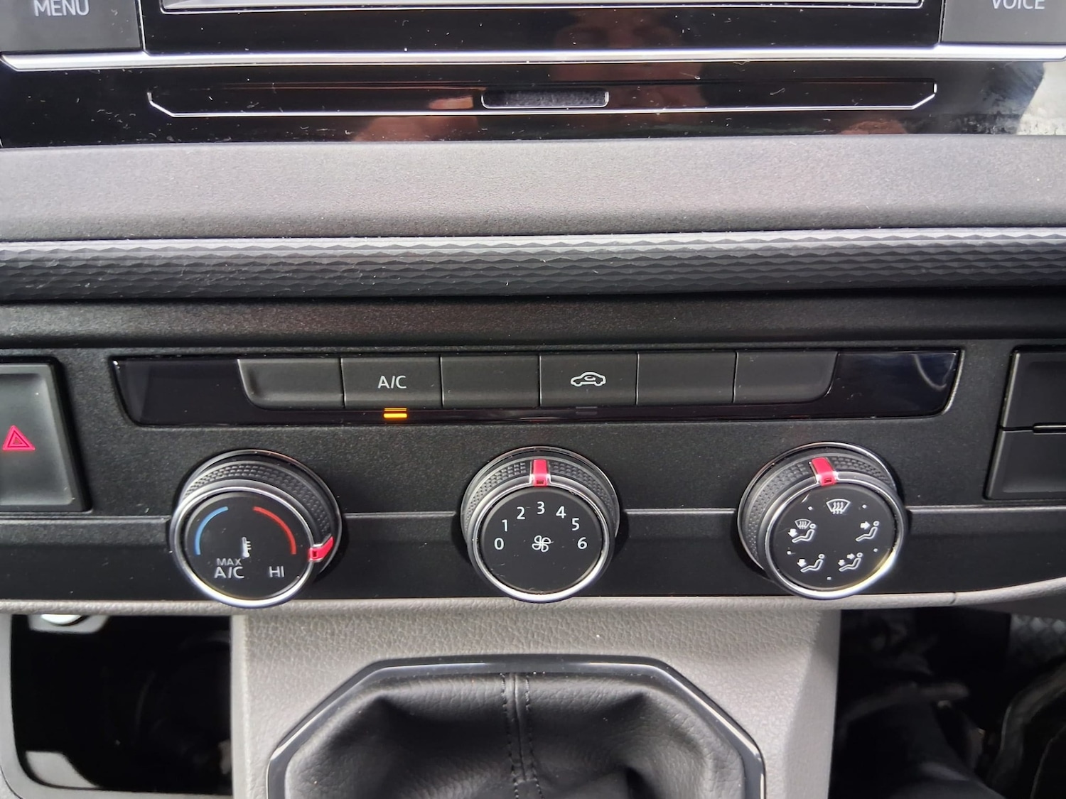 Used Volkswagen Transporter 2024 for sale - 77934482: Photo 16