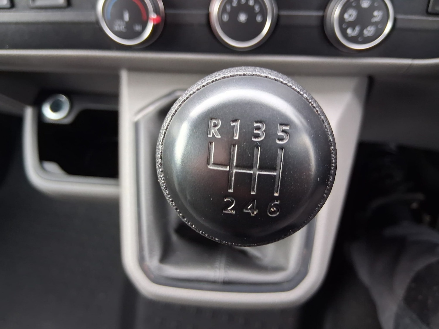 Used Volkswagen Transporter 2024 for sale - 77934482: Photo 23