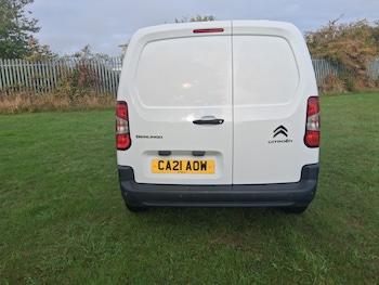 Used Citroen Berlingo 2021 for sale - 76065343: Photo