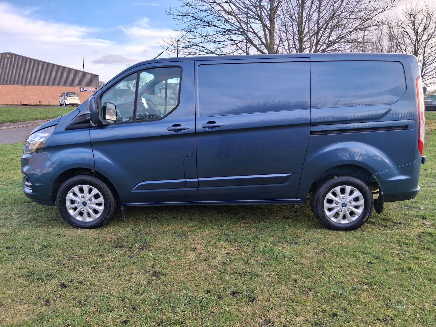 Used Ford Transit Custom 2021 for sale - 76918903: Photo 2