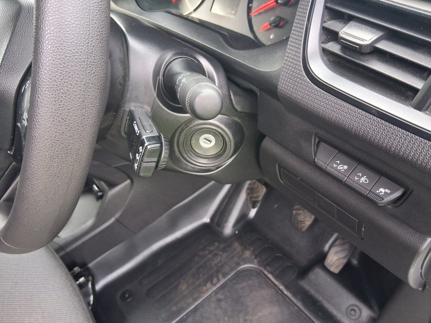 Used Renault Kangoo 2024 for sale - 76244621: Photo 23