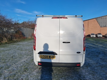 Used Ford Transit Custom 2018 for sale - 76651082: Photo