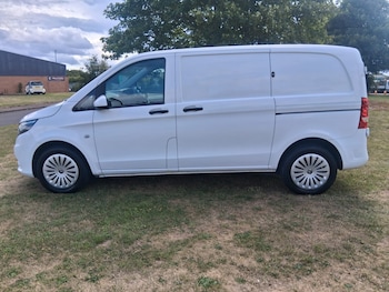 Used Mercedes-Benz Vito 2022 for sale - 79571787: Photo