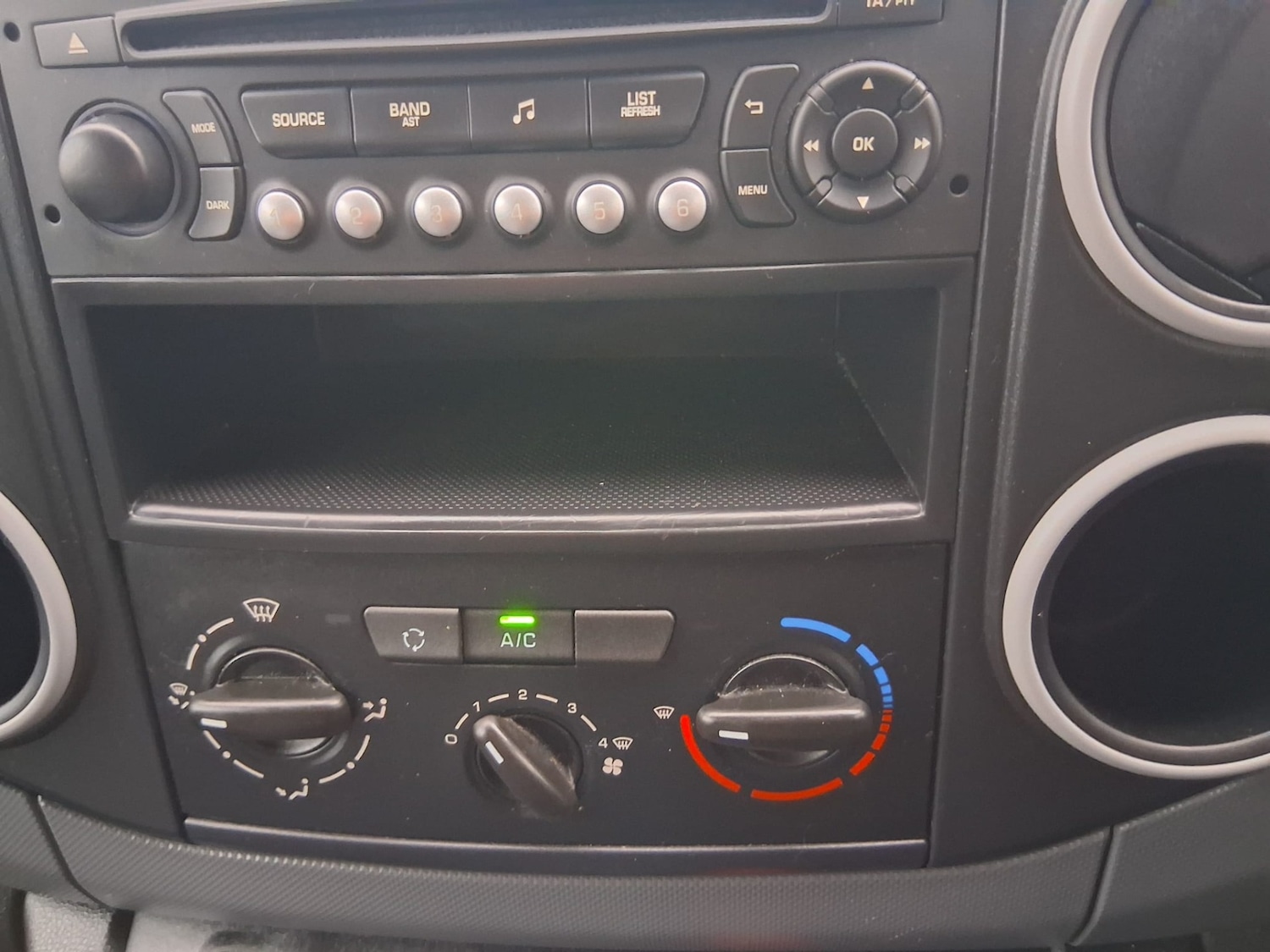 Used Peugeot Partner 2015 for sale - 77298627: Photo 17