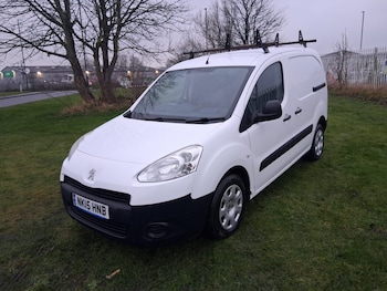 Used Peugeot Partner 2015 for sale - 77298627: Photo