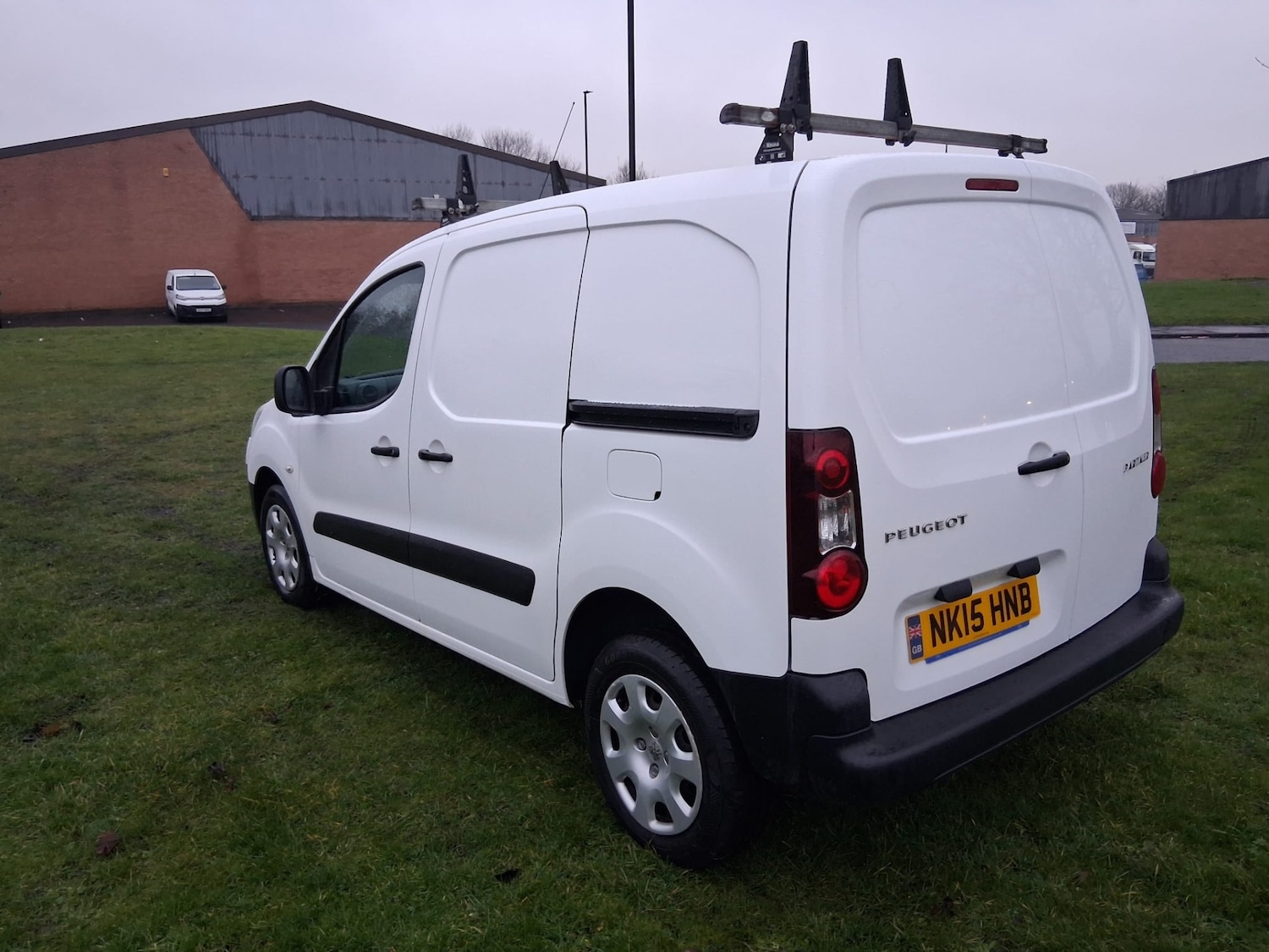 Used Peugeot Partner 2015 for sale - 77298627: Photo 3