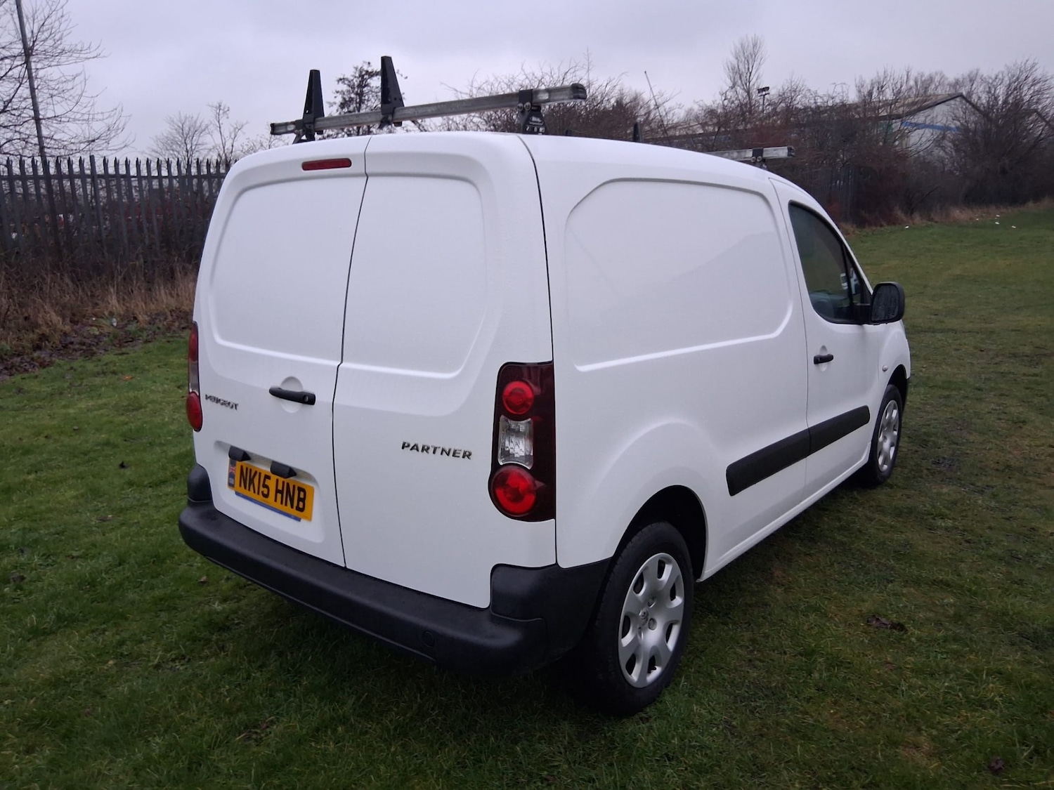 Used Peugeot Partner 2015 for sale - 77298627: Photo 5