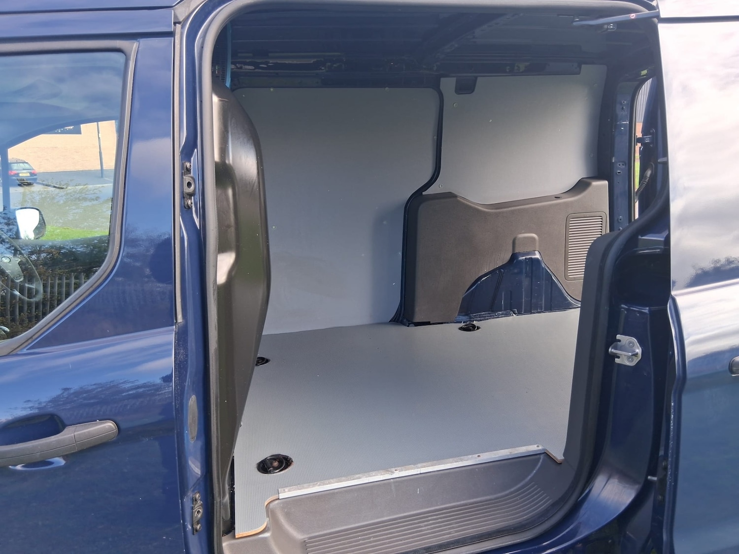 Used Ford Transit Connect 2021 for sale - 76193436: Photo 11