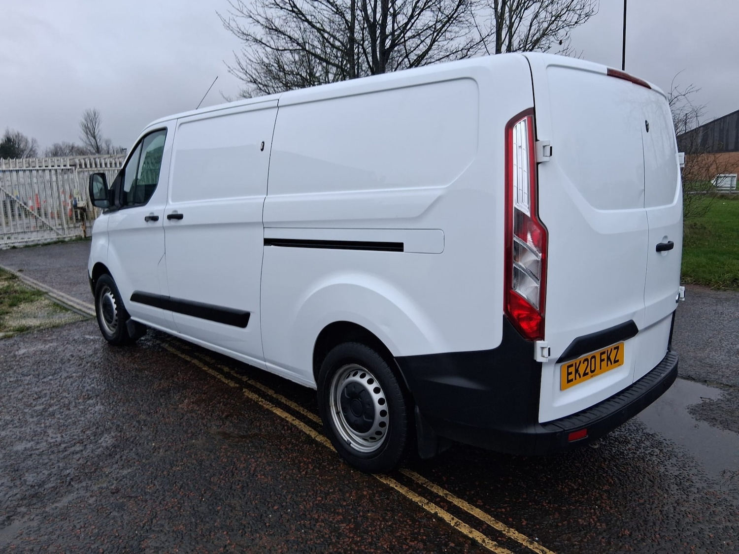 Used Ford Transit Custom 2020 for sale - 77490411: Photo 3