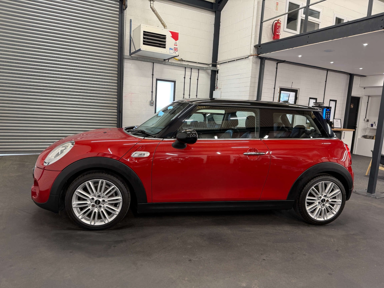 Used MINI Hatch 2016 for sale - 78016375: Photo 8