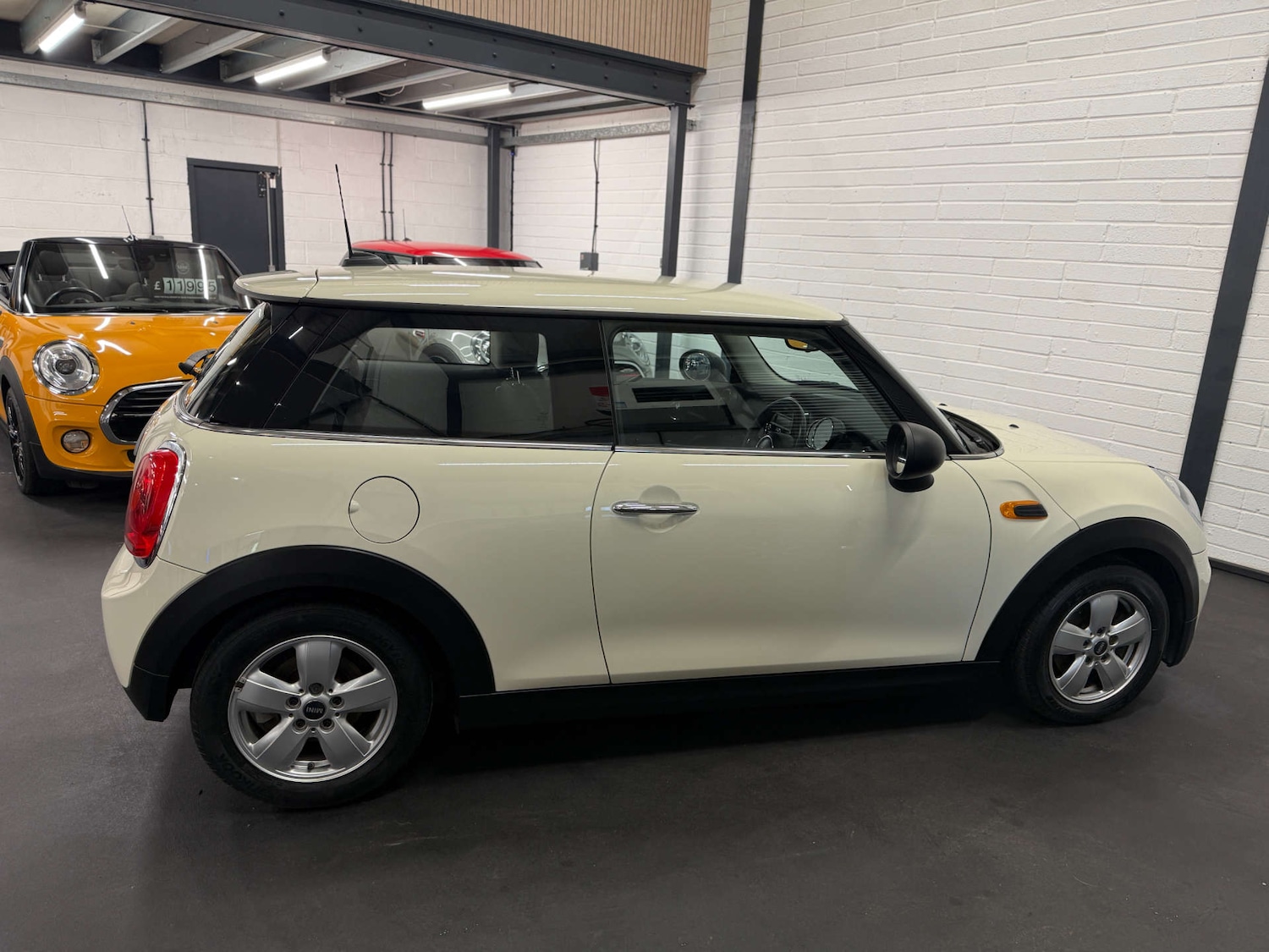 Used MINI Hatch 2016 for sale - 77059881: Photo 12