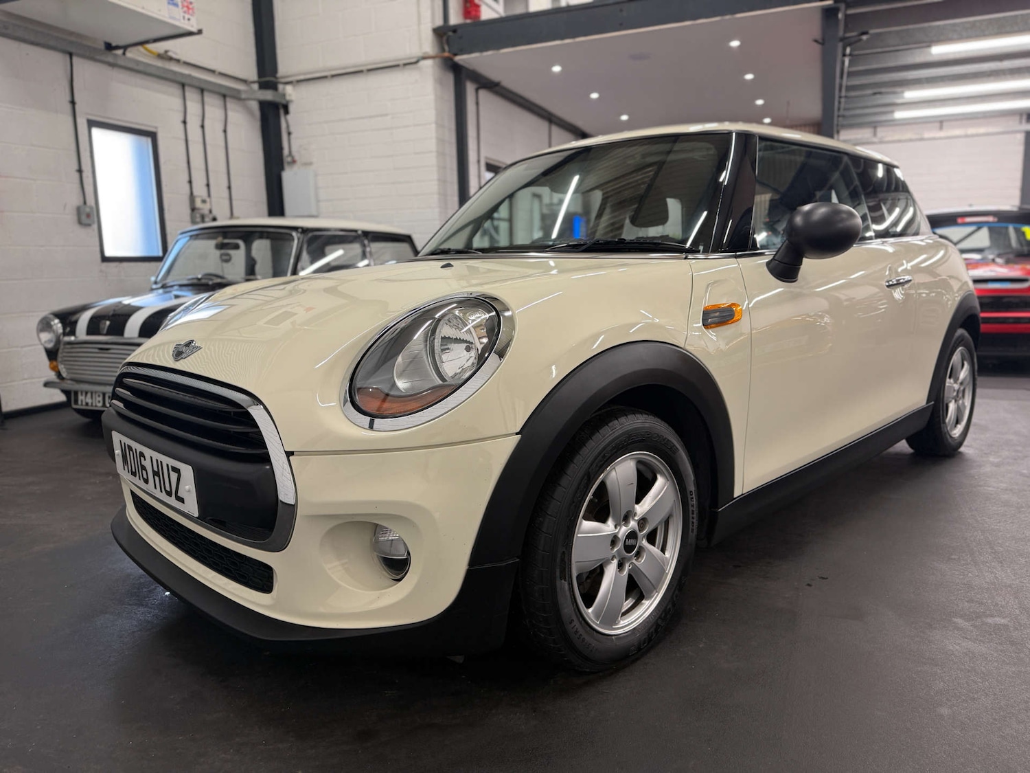 Used MINI Hatch 2016 for sale - 77059881: Photo 2