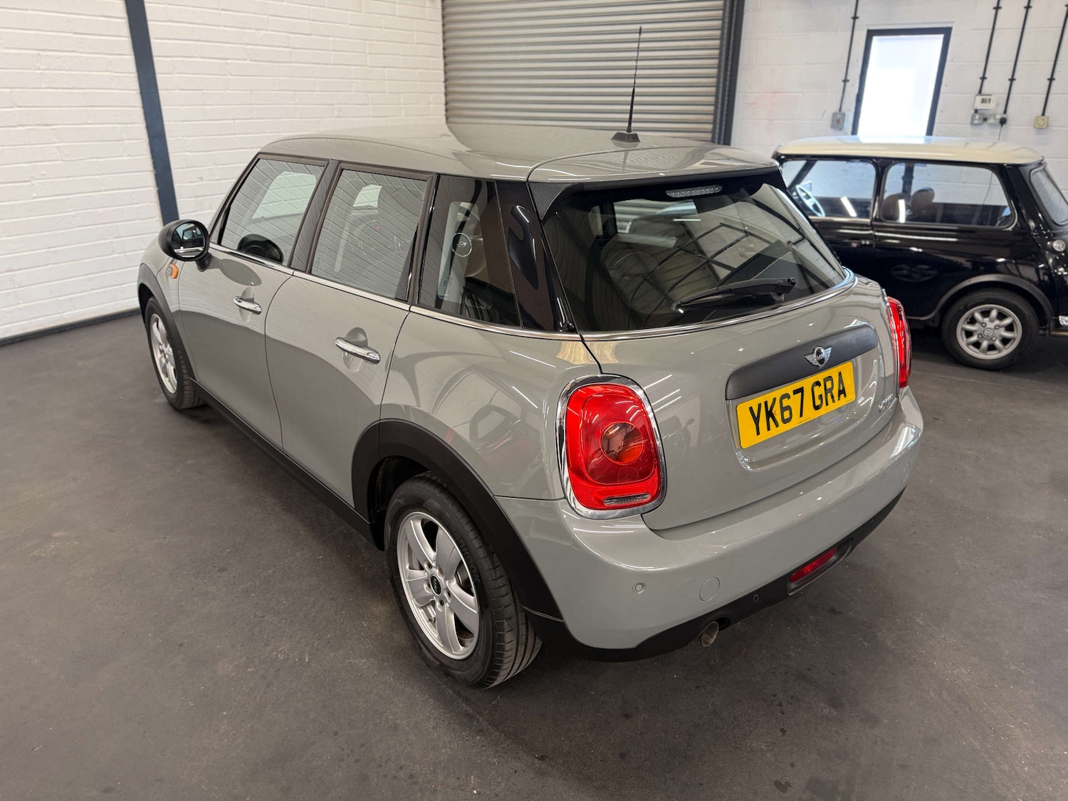 Used MINI Hatch 2017 for sale - 77950391: Photo 10