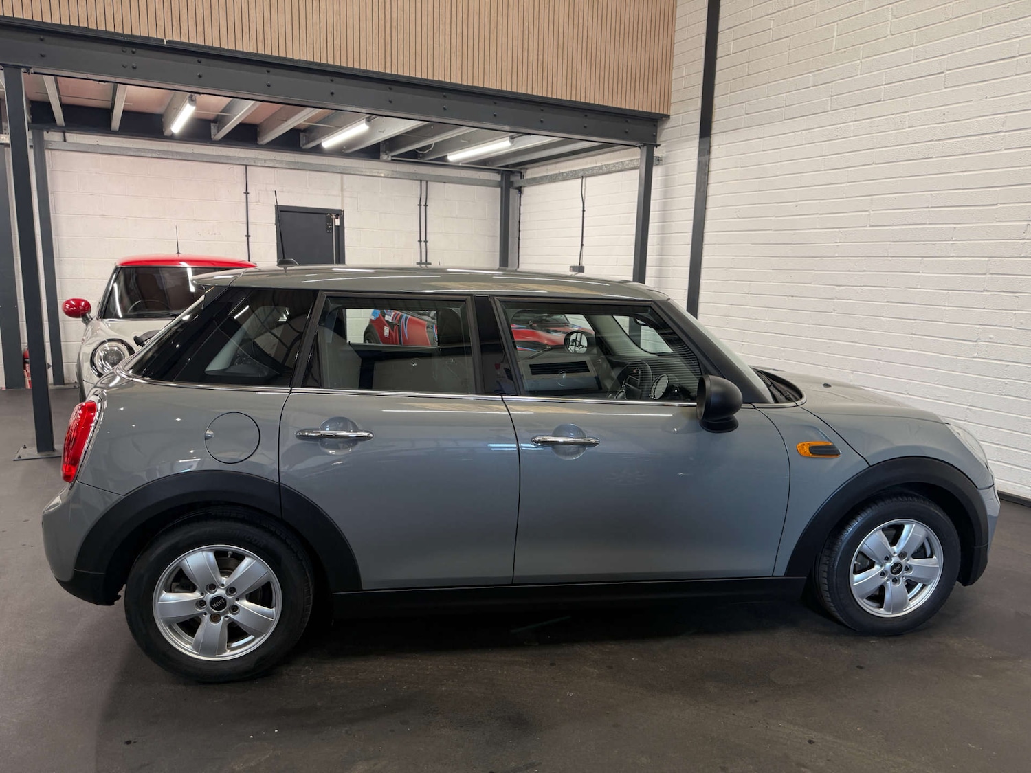 Used MINI Hatch 2017 for sale - 77950391: Photo 12