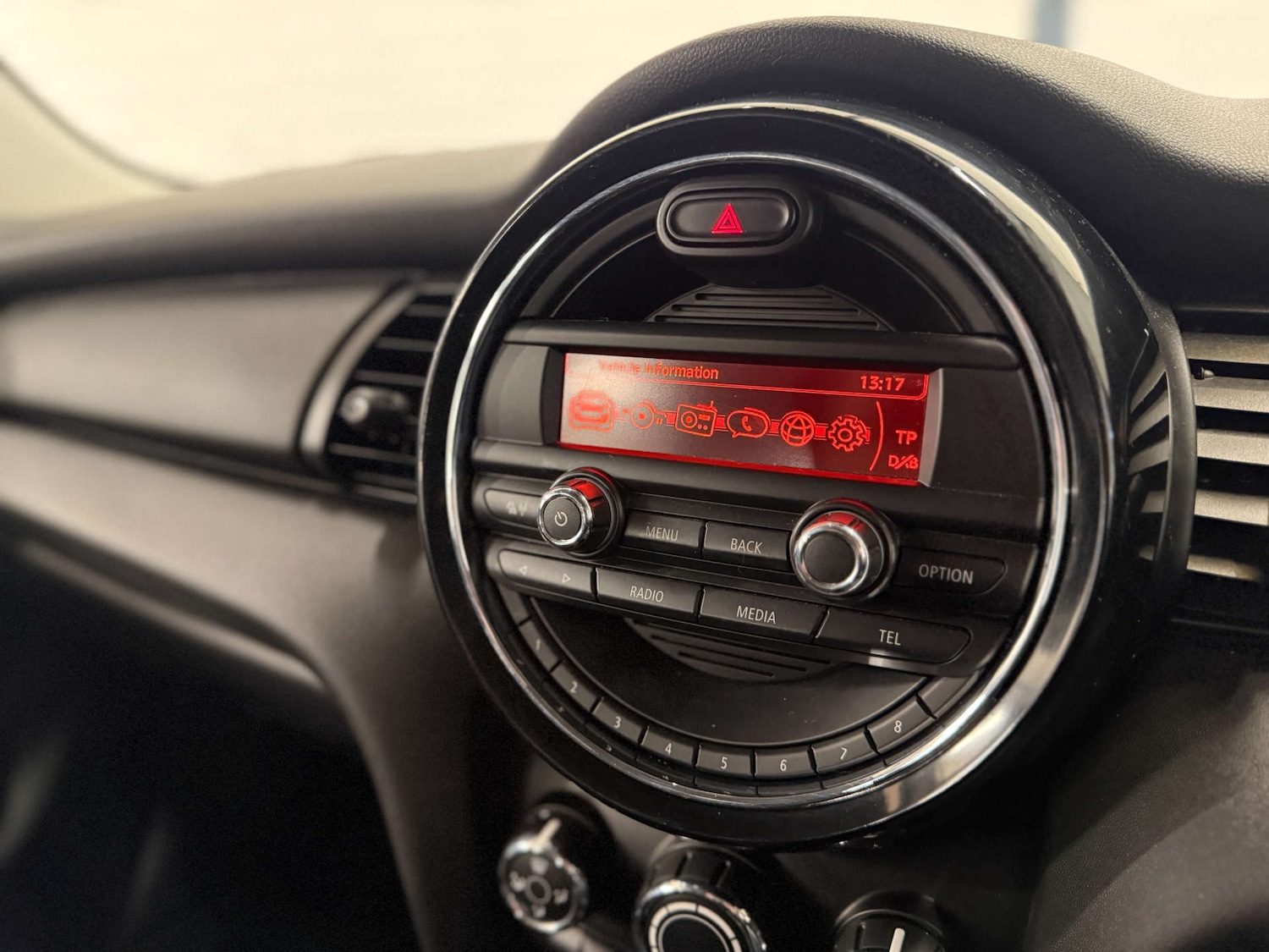 Used MINI Hatch 2017 for sale - 77950391: Photo 17