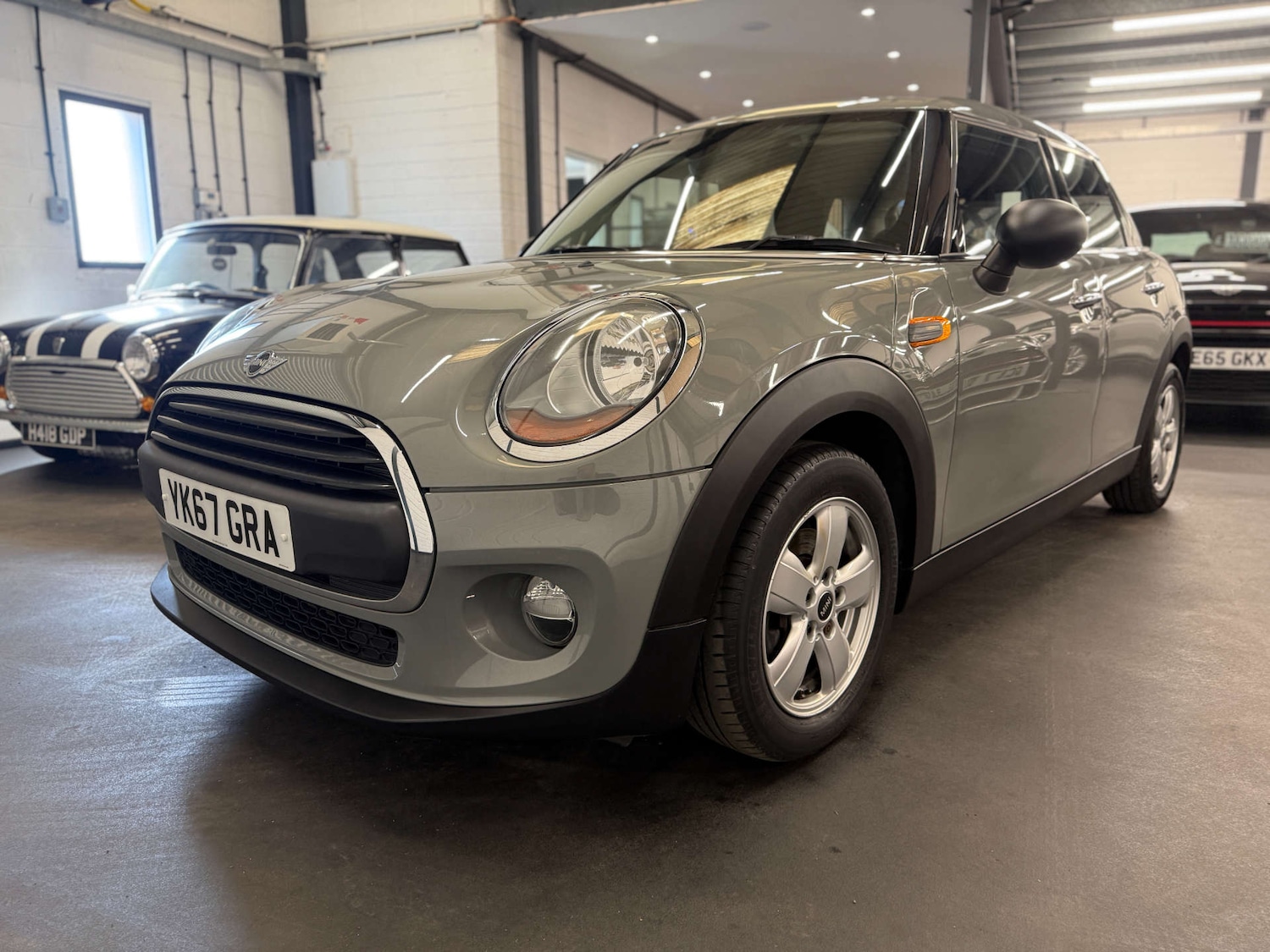 Used MINI Hatch 2017 for sale - 77950391: Photo 2