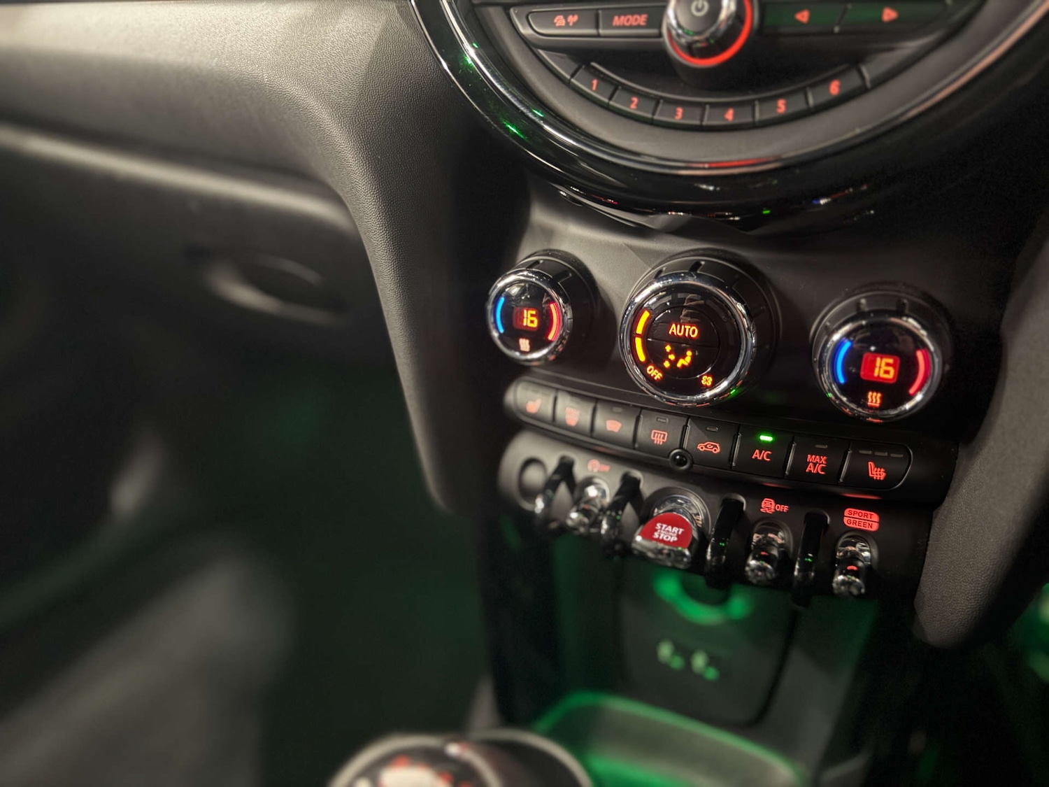 Used MINI Hatch 2018 for sale - 76783112: Photo 21