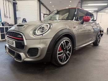 Used MINI Hatch 2018 for sale - 76783112: Photo